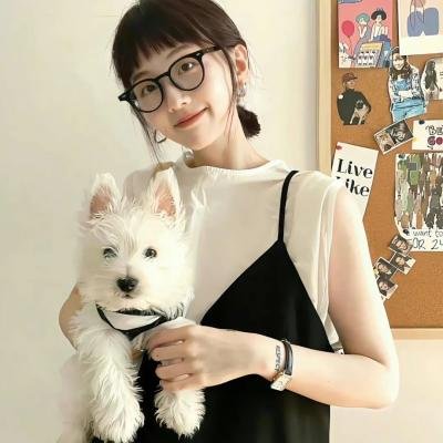 单车上的少女